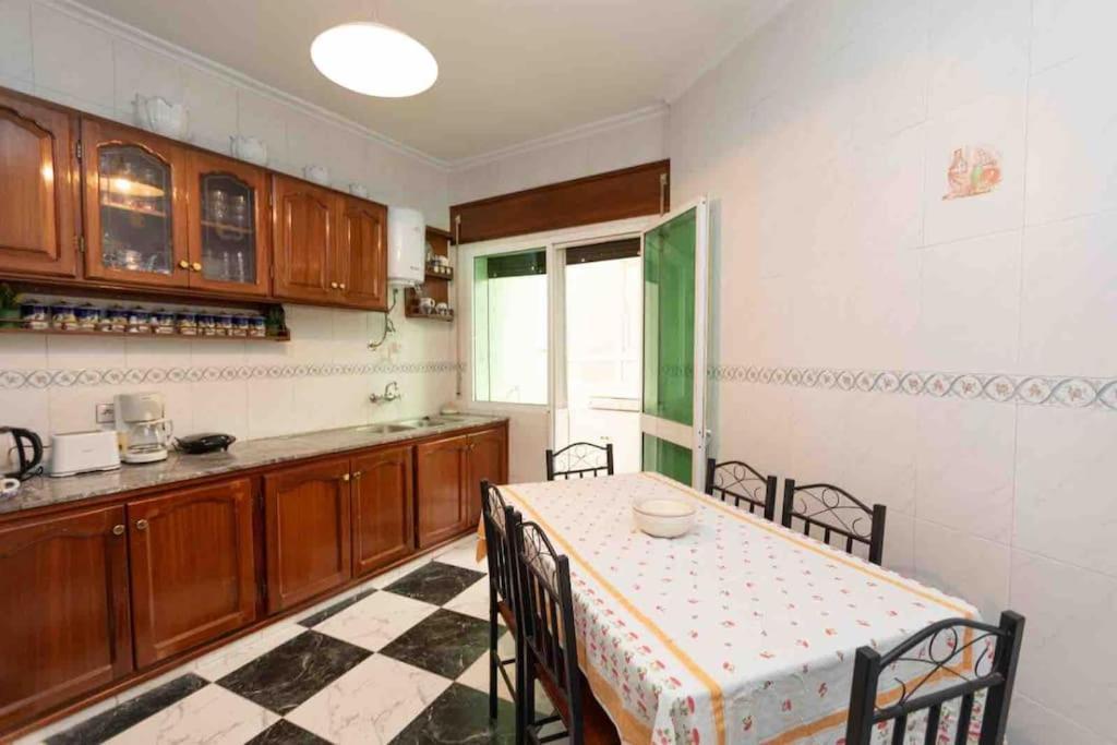 Appartement Tetouan Saniat Ramel Airport Plage Martil Wifi Tetuão Exterior foto